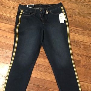 Women’s jeans